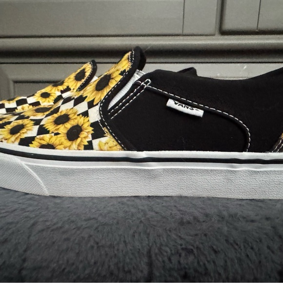 Women’s sunflower slip on vans - Picture 2 of 6